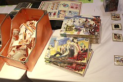 画像ギャラリー No.048のサムネイル画像 / 「コミックマーケット80」がいよいよ開幕。PSP「まどか☆マギカ」のパッケージやパチスロ版「ToHeart2」も見られた夏コミ初日の企業ブースをレポート