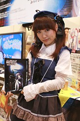 画像ギャラリー No.060のサムネイル画像 / 「コミックマーケット80」がいよいよ開幕。PSP「まどか☆マギカ」のパッケージやパチスロ版「ToHeart2」も見られた夏コミ初日の企業ブースをレポート