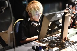 画像ギャラリー No.004のサムネイル画像 / 強豪2チームによる「CS:GO」頂上決戦。e-Sportsへの新たな取り組みも発表された「JCG Premier 2015 Summer Season Final」決勝戦レポート