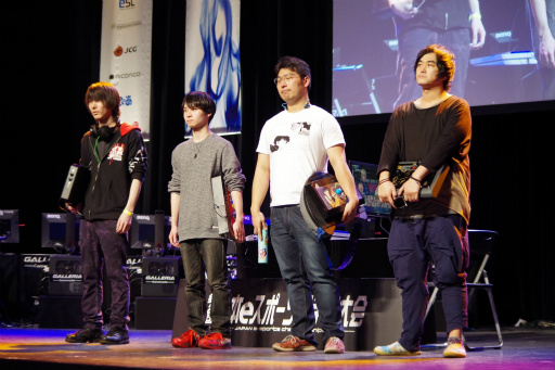 画像ギャラリー No.007のサムネイル画像 / 「第2回 日本eスポーツ選手権大会」フォトレポート。「CS：GO」「DOA5」「FIFA 17」「Overwatch」「GGXrdR」の5部門で熱戦が展開