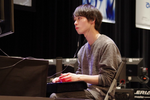画像ギャラリー No.009のサムネイル画像 / 「第2回 日本eスポーツ選手権大会」フォトレポート。「CS：GO」「DOA5」「FIFA 17」「Overwatch」「GGXrdR」の5部門で熱戦が展開