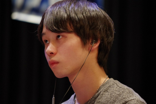 画像ギャラリー No.014のサムネイル画像 / 「第2回 日本eスポーツ選手権大会」フォトレポート。「CS：GO」「DOA5」「FIFA 17」「Overwatch」「GGXrdR」の5部門で熱戦が展開