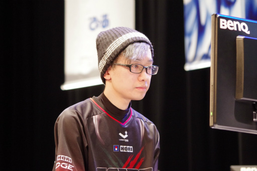 画像ギャラリー No.025のサムネイル画像 / 「第2回 日本eスポーツ選手権大会」フォトレポート。「CS：GO」「DOA5」「FIFA 17」「Overwatch」「GGXrdR」の5部門で熱戦が展開