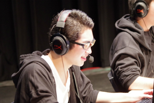 画像ギャラリー No.040のサムネイル画像 / 「第2回 日本eスポーツ選手権大会」フォトレポート。「CS：GO」「DOA5」「FIFA 17」「Overwatch」「GGXrdR」の5部門で熱戦が展開