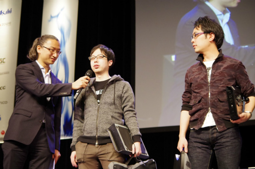 画像ギャラリー No.042のサムネイル画像 / 「第2回 日本eスポーツ選手権大会」フォトレポート。「CS：GO」「DOA5」「FIFA 17」「Overwatch」「GGXrdR」の5部門で熱戦が展開
