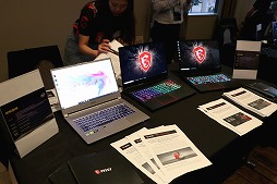 画像ギャラリー No.011のサムネイル画像 / 最高峰のeスポーツ環境に圧倒。「CS:GO」の国際大会「Intel Extreme Masters」観戦レポート