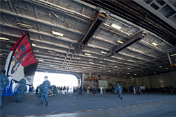 画像ギャラリー No.007のサムネイル画像 / 米海軍の原子力空母「ロナルド・レーガン」一般公開レポート