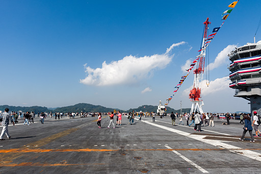 画像ギャラリー No.008のサムネイル画像 / 米海軍の原子力空母「ロナルド・レーガン」一般公開レポート