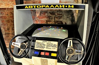 画像ギャラリー No.007のサムネイル画像 / サンクトペテルブルクにある「ソヴィエト・アーケードゲーム・ミュージアム」と巡洋艦「アヴローラ号」のフォトレポートをお届け