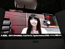 画像ギャラリー No.008のサムネイル画像 / ［TGS 2011］女優の剛力彩芽さんが声優デビュー！　セガの新作リズムアドベンチャー「リズム怪盗R 皇帝ナポレオンの遺産」のステージイベントをレポート