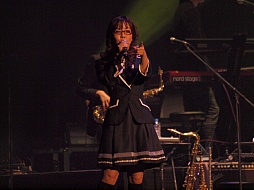 画像ギャラリー No.014のサムネイル画像 / 「PERSONA MUSIC FES 2013〜in日本武道館」をレポート。熱狂のステージに「来年はドーム！」の声も