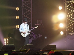 画像ギャラリー No.037のサムネイル画像 / 「PERSONA MUSIC FES 2013〜in日本武道館」をレポート。熱狂のステージに「来年はドーム！」の声も