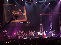 画像ギャラリー No.046のサムネイル画像 / 「PERSONA MUSIC FES 2013〜in日本武道館」をレポート。熱狂のステージに「来年はドーム！」の声も