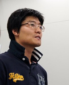 画像ギャラリー No.001のサムネイル画像 / 無料の範囲でもかなり“遊べる”麻雀ゲーム。10月28日リリース予定のiOS版「雀龍門Mobile」プレス向け発表会レポート