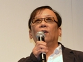「誕生25周年 ドラゴンクエスト新作発表会 〜いま開かれる新たな扉〜」詳報レポート。堀井雄二氏をはじめとした開発スタッフが，「ドラゴンクエストX 目覚めし五つの種族 オンライン」の概要やコンセプトを説明