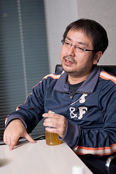画像ギャラリー No.038のサムネイル画像 / MMORPGの面白さってなんだ？――オンラインゲーム開発のあれこれを語り尽くす「DQX」「FFXI」「FFXIV」プロデューサー座談会