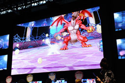 画像ギャラリー No.004のサムネイル画像 / ［TGS 2013］「ドラゴンクエストX」のスクリーンショットのセンスを問う「メディア対抗フォトバトル」ステージが開催。勝負の行方は？