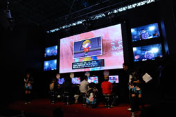 画像ギャラリー No.005のサムネイル画像 / ［TGS 2013］「ドラゴンクエストX」のスクリーンショットのセンスを問う「メディア対抗フォトバトル」ステージが開催。勝負の行方は？