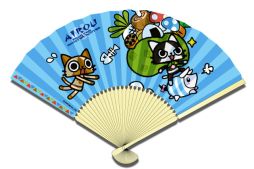 画像ギャラリー No.005のサムネイル画像 / 「モンハン」のバスマットや扇子がアミューズメント施設限定で5月下旬に登場