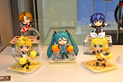 画像ギャラリー No.019のサムネイル画像 / KAITOとMEIKOのメニューが新たに追加。初音ミクの「Project mirai cafe」で開催された新メニュー試食会レポート