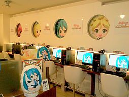 画像ギャラリー No.012のサムネイル画像 / 「初音ミク and Future Stars Project mirai」,DSゲームカフェで5月3日から限定グッズなどをプレゼント