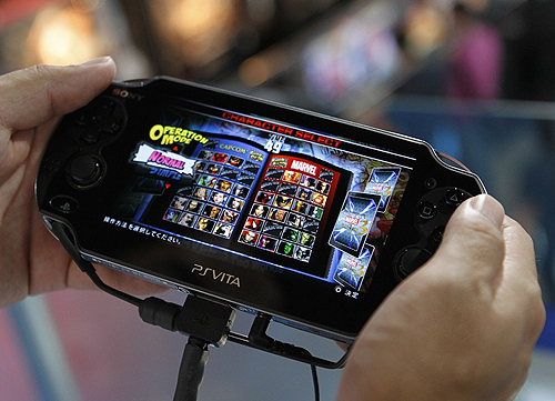 画像ギャラリー No.011のサムネイル画像 / ［TGS 2011］PS Vita版「ULTIMATE MARVEL VS. CAPCOM 3」をプレイ。携帯機での操作も違和感なく，軽快なプレイフィールでとにかく楽しめる一本