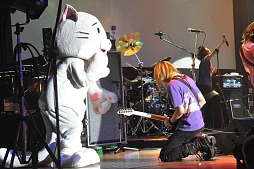 画像ギャラリー No.011のサムネイル画像 / 「イース セルセタの樹海」の楽曲を初披露。過去最大規模となった「Falcom jdk BAND 2012 Super Live in NIHONBASHI MITSUI HALL」レポート