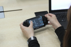 画像ギャラリー No.011のサムネイル画像 / ゲーム機から直接“ゲーム実況”が出来る日はいつ？――ついに生放送配信が可能になったPS Vita用アプリ「ニコニコ」バージョン2.00と，その今後について聞いてきた