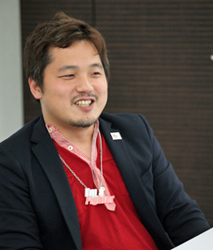 画像ギャラリー No.026のサムネイル画像 / 「DEAD OR ALIVE 5」にアキラとサラがゲスト参戦することになったキッカケとは？ コーエーテクモ・SEGA開発陣へのインタビューを掲載
