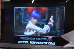 画像ギャラリー No.008のサムネイル画像 / PS Vita版実機デモも初披露。「DEAD OR ALIVE 5」初の公式全国大会,「Official Tournament 2012」レポート