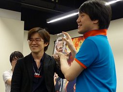 画像ギャラリー No.014のサムネイル画像 / 13年ぶりのDOAアーケード版も発表。公式大会「DEAD OR ALIVE 5 Official Tournament 2013」をレポート