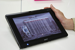 画像ギャラリー No.011のサムネイル画像 / ［TGS 2011］タブレットPCで動いてるゥ！ 「三國志12」が動いているところをコッソリ見せてもらっちゃいました