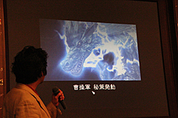 画像ギャラリー No.013のサムネイル画像 / ついに完成した「三國志12」。声優の高塚正也さんと歴ドルの小日向えりさんがシリーズにまつわる自身のエピソードを披露した完成発表会をレポート