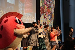 画像ギャラリー No.019のサムネイル画像 / シリーズ20周年を記念した「ぷよぷよフェスタ2012」の声優ステージとチャンピオンシップをレポート。プロデューサー/プランナーへのインタビューも掲載