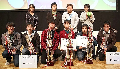 画像ギャラリー No.028のサムネイル画像 / シリーズ20周年を記念した「ぷよぷよフェスタ2012」の声優ステージとチャンピオンシップをレポート。プロデューサー/プランナーへのインタビューも掲載