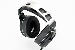 画像ギャラリー No.069のサムネイル画像 / 【PR】サウンド製品の老舗Turtle Beachのヘッドセット「Elite Pro 2＋SuperAmp」は，定位感と没入感に優れた新しい選択肢だ