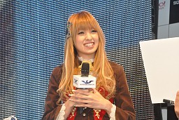 画像ギャラリー No.029のサムネイル画像 / 南 明奈さんらが「もしドラ隊」として登場。スクウェア・エニックスとヤフーのタッグによる最新ブラウザゲーム「MONSTER×DRAGON」の完成披露会レポート