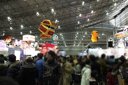画像ギャラリー No.001のサムネイル画像 / 「次世代ワールドホビーフェア '13 Winter」東京大会が幕張メッセにて開催中。レベルファイブの新作「妖怪ウォッチ」のプレイアブル出展もあり