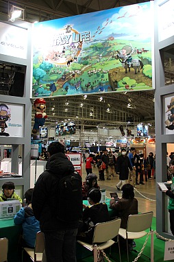 画像ギャラリー No.003のサムネイル画像 / 「次世代ワールドホビーフェア '13 Winter」東京大会が幕張メッセにて開催中。レベルファイブの新作「妖怪ウォッチ」のプレイアブル出展もあり
