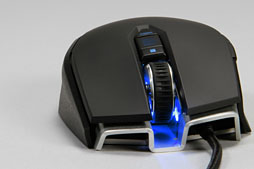 画像ギャラリー No.018のサムネイル画像 / Corsair初のゲーマー向けマウスはありやなしや。FPS向けモデル「Vengeance M60」レビュー