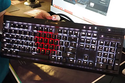 画像ギャラリー No.011のサムネイル画像 / ［COMPUTEX］七色に光るCherry MXキースイッチ搭載キーボードは，なぜCorsairから登場するのか。CherryとCorsairの担当者に聞く