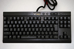 画像ギャラリー No.004のサムネイル画像 / 「Cherry MX RGB」搭載のCorsair製ゲーマー向けキーボード「K65 RGB」を試す。「光り方を徹底的にカスタマイズできる」とは，こういうことだ!?