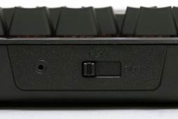 画像ギャラリー No.005のサムネイル画像 / 「Cherry MX RGB」搭載のCorsair製ゲーマー向けキーボード「K65 RGB」を試す。「光り方を徹底的にカスタマイズできる」とは，こういうことだ!?