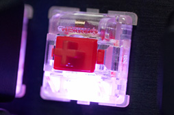 画像ギャラリー No.015のサムネイル画像 / 「Cherry MX RGB」搭載のCorsair製ゲーマー向けキーボード「K65 RGB」を試す。「光り方を徹底的にカスタマイズできる」とは，こういうことだ!?