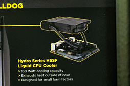 画像ギャラリー No.007のサムネイル画像 / ［COMPUTEX］Corsairは「リビングでPCゲーム」に本気。PCから入力デバイスまでのトータルソリューションを訴求中