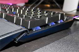 画像ギャラリー No.004のサムネイル画像 / ［CES 2017］Corsairが新しいフラッグシップキーボード「K95 RGB PLATINUM」を発表。多ボタンマウスの後継機種も