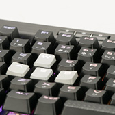 画像ギャラリー No.026のサムネイル画像 / 【PR】文句なしに多機能&高性能。Corsairの「K95 RGB PLATINUM」は現状究極の全部入りゲーマー向けキーボードだ
