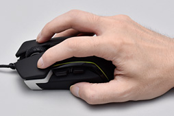 画像ギャラリー No.023のサムネイル画像 / Corsairの新型マウス「GLAIVE RGB」レビュー。「交換式左サイドパネル採用のIE3.0クローン」をじっくり使ってみた