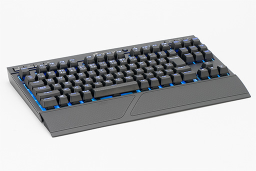 画像ギャラリー No.007のサムネイル画像 / 【PR】Corsairが満を持して放つワイヤレス10キーレスキーボード「K63 Wireless」は，謳い文句どおりの高機能＆低遅延が魅力