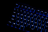 画像ギャラリー No.017のサムネイル画像 / 【PR】Corsairが満を持して放つワイヤレス10キーレスキーボード「K63 Wireless」は，謳い文句どおりの高機能＆低遅延が魅力